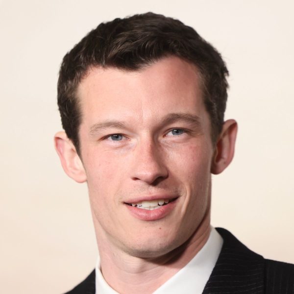 callum-turner-textured-short-back-and-sides-hairstyle-haircut-man-for-himself-ft.jpg