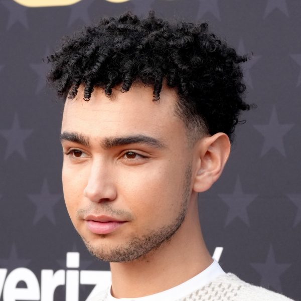 archie-madekwe-two-strand-twists-with-low-fade-hairstyle-haircut-man-for-himself-ft.jpg