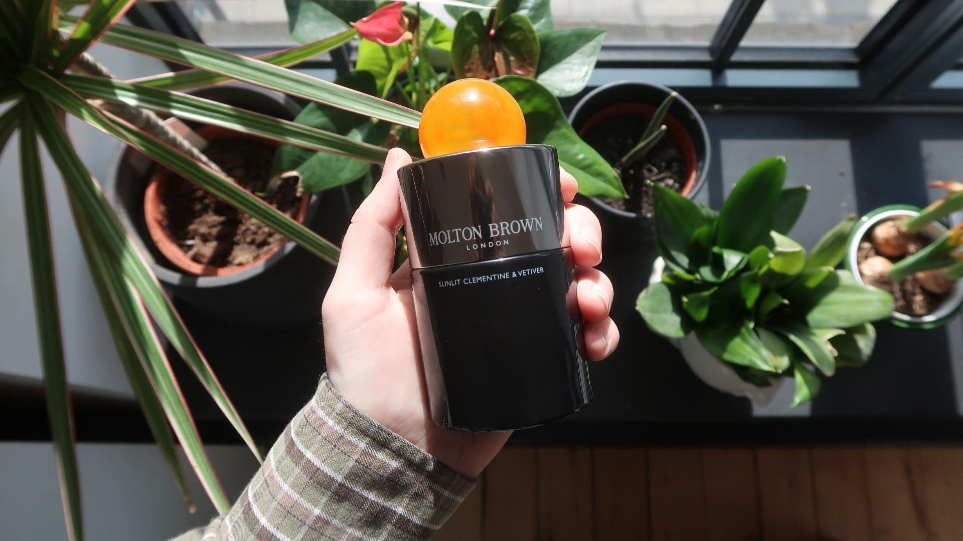 molton-brown-sunlit-clementine-vetiver-review-man-for-himself-hero.jpg