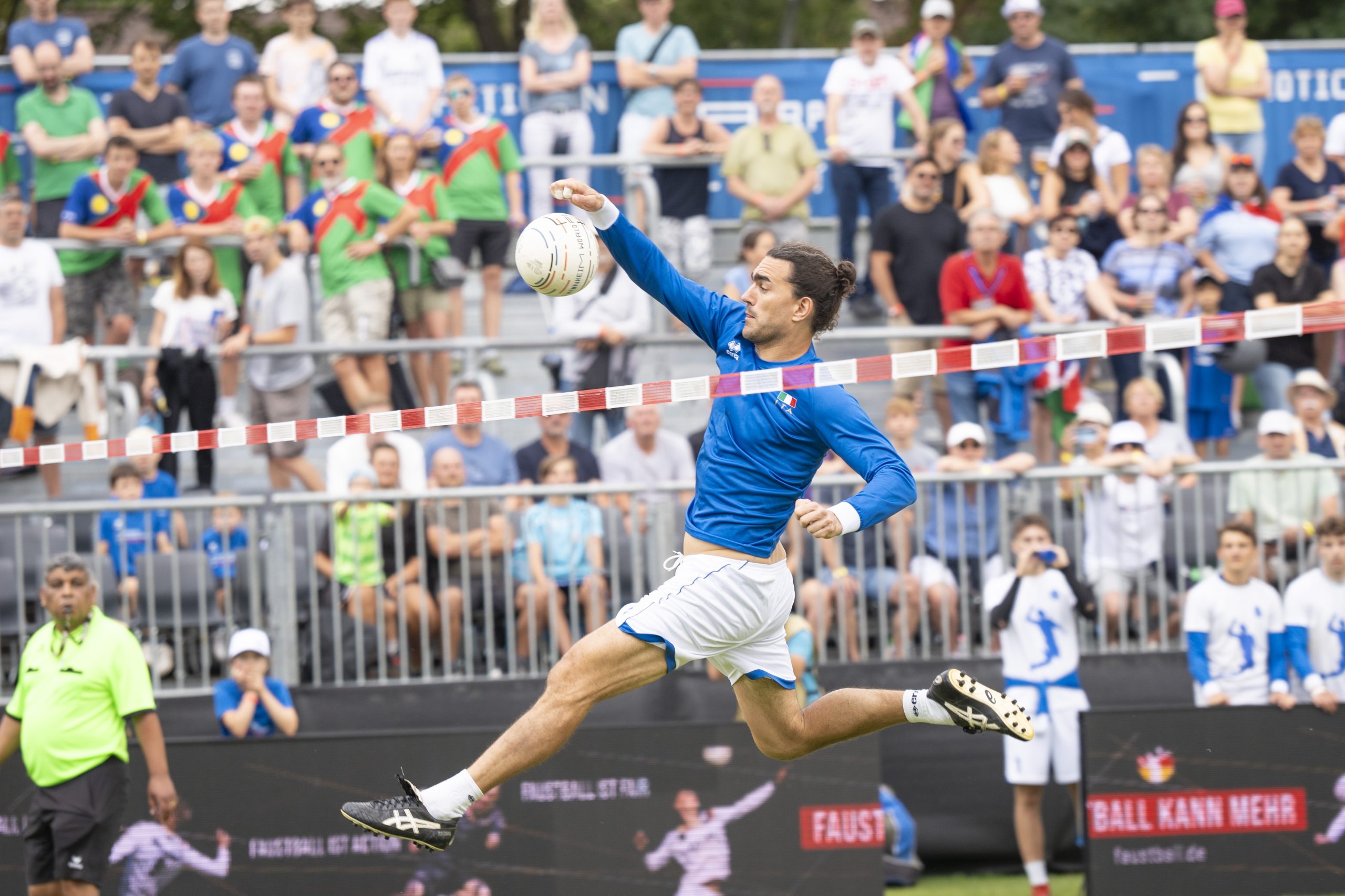 Semi-final WTF 2022, SOGIPA vs Union Nussbach. #punhobol #fistball