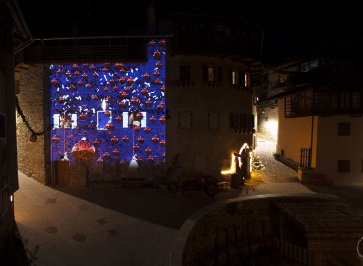 A still frame from the Christmas market projection mapping in Rango, Italy