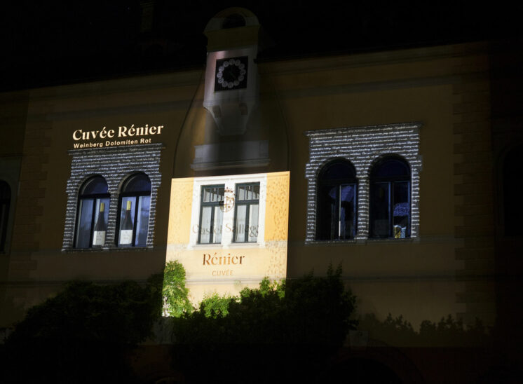 Castel Sallegg wine projection mapping