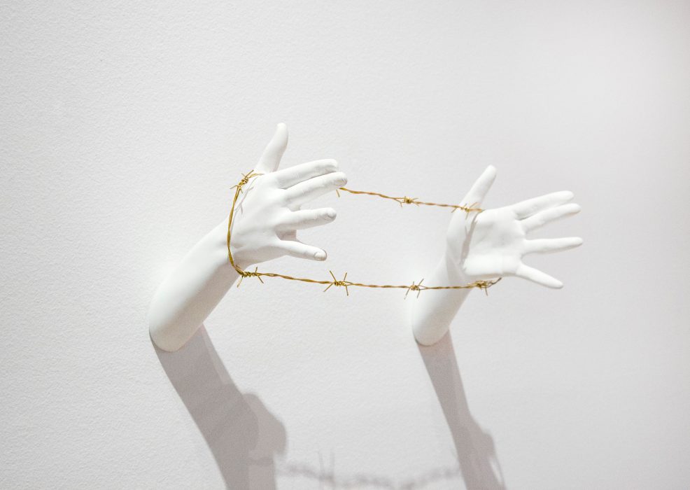 Mariana Vassileva 2011 Selfmade Polyester golden barbed wire 45x30cm