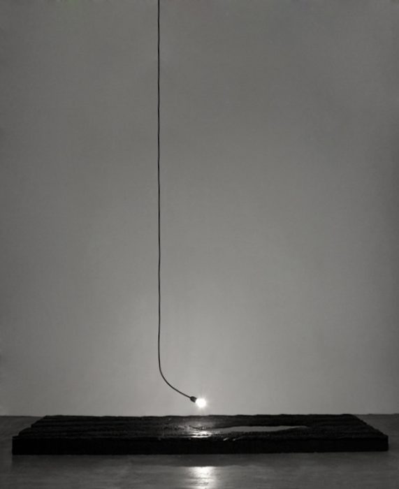 Mariana Vassileva 2011 puddle Silicon water lamp 250x100x11cm