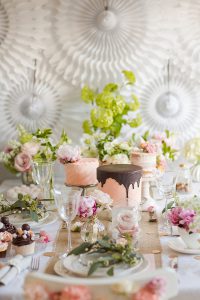 Spring flower party. Photo by Marianne Taylor & flowers by Fairynuffflowers. Click through to see more.