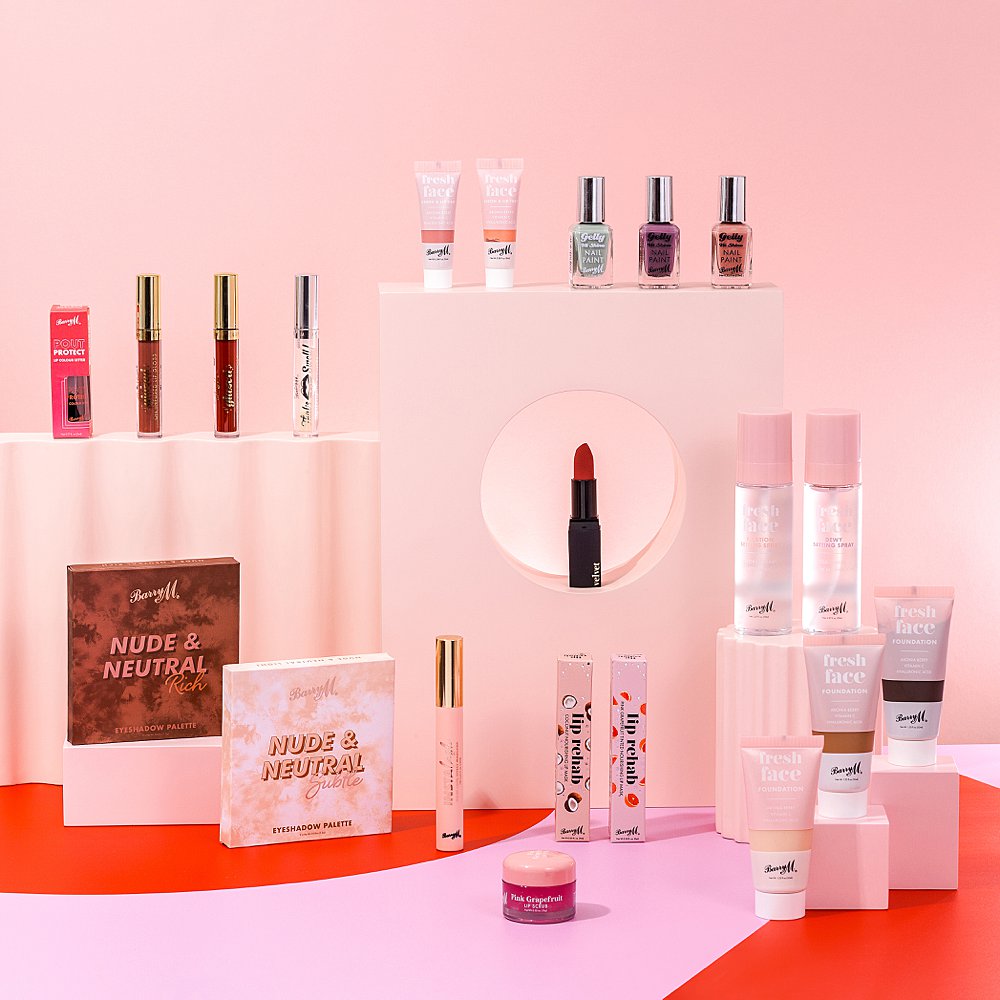 Product still life photography & content creation for Barry M Cosmetics. Beauty product photography & styling by Marianne Taylor.