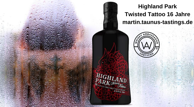 Eine Flasche Highland Park Twisted Tattoo 16 Jahre, im Hintergrund eine Tätowierte Frau