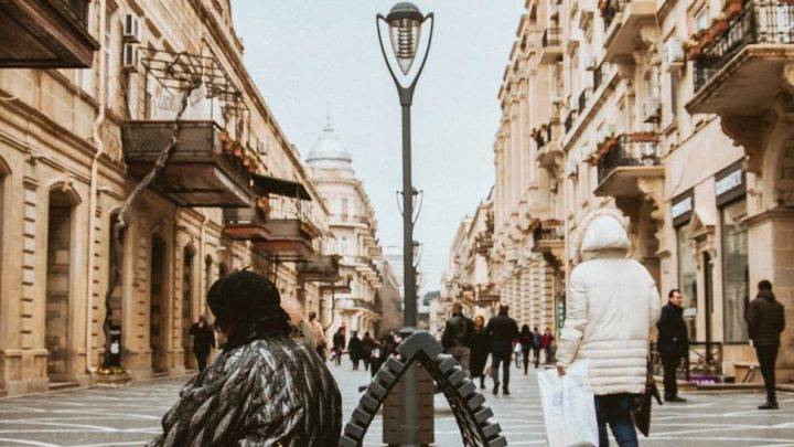 Nizami Straße (Targovaya) in Baku Aserbaidschan