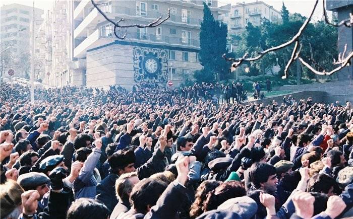 Collapse of the Soviet Union and blowback in Baku January 20, 1990