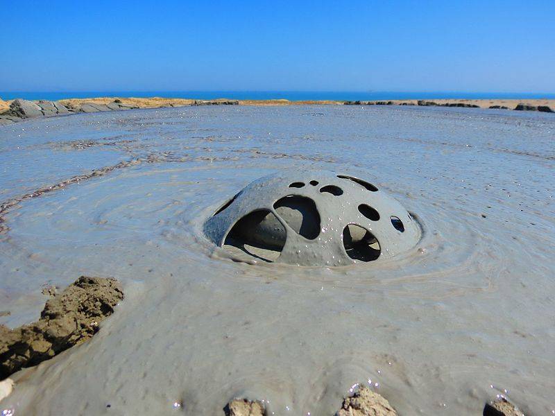 Bahar Mud Volcano 3. Photo by Uzeyir Mikayilov Bahar Mud Volcano 3. Photo by Uzeyir Mikayilov