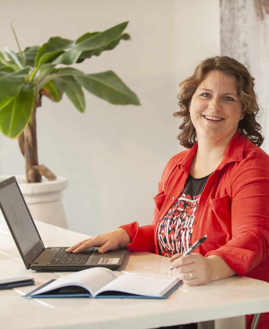 Maureen de Roos Maureen de Roos