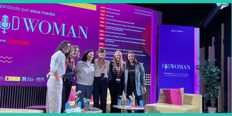 Ponentes del evento PodWoman 2025 sobre la voz femenina en el podcasting español