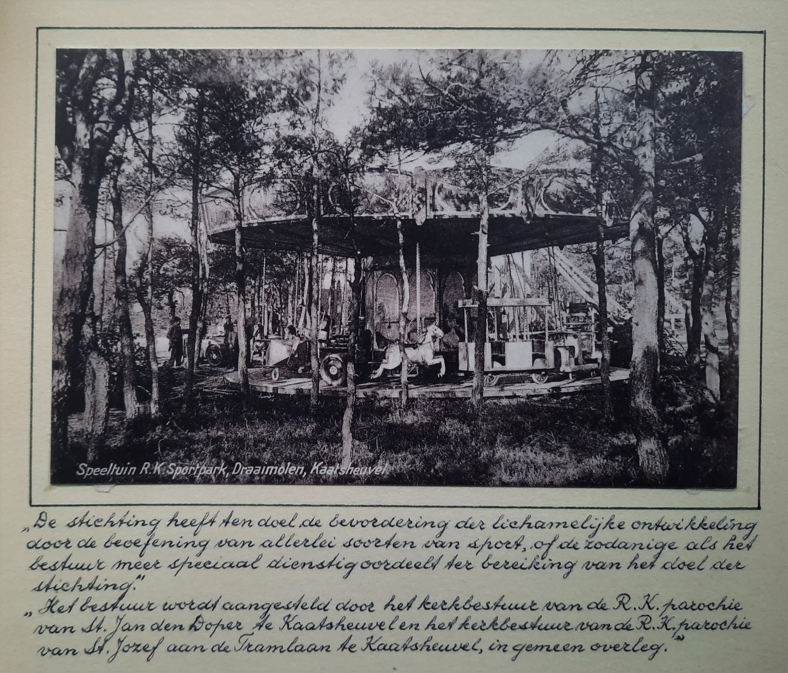 Kaatsheuvel, van Sport en Wandelpark, via de Schoen 49 tot Natuurpark Efteling - Draaimolen - Steenbergen Eduard, Kaatsheuvel 1890-1950 - Gianotten Printed Media - Tilburg - Pag. 303 Onder