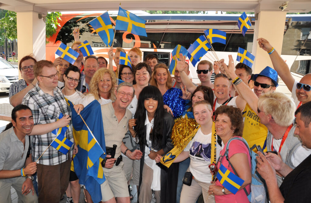 Loreen tar emot melodifestivalklubbens fans på en Meet and greet under Eurovisionveckan i Baku år 2012