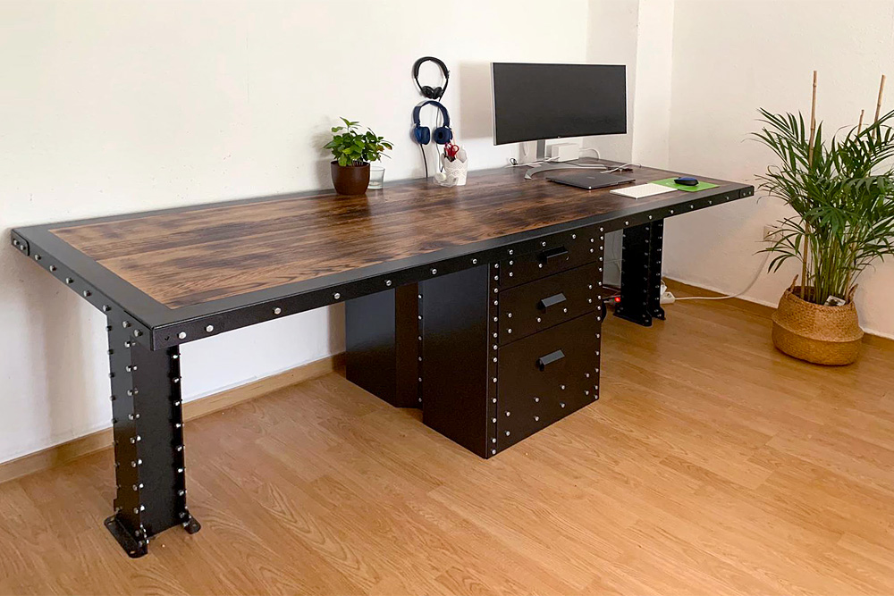 Doppel Schreibtisch - Holz und Metall