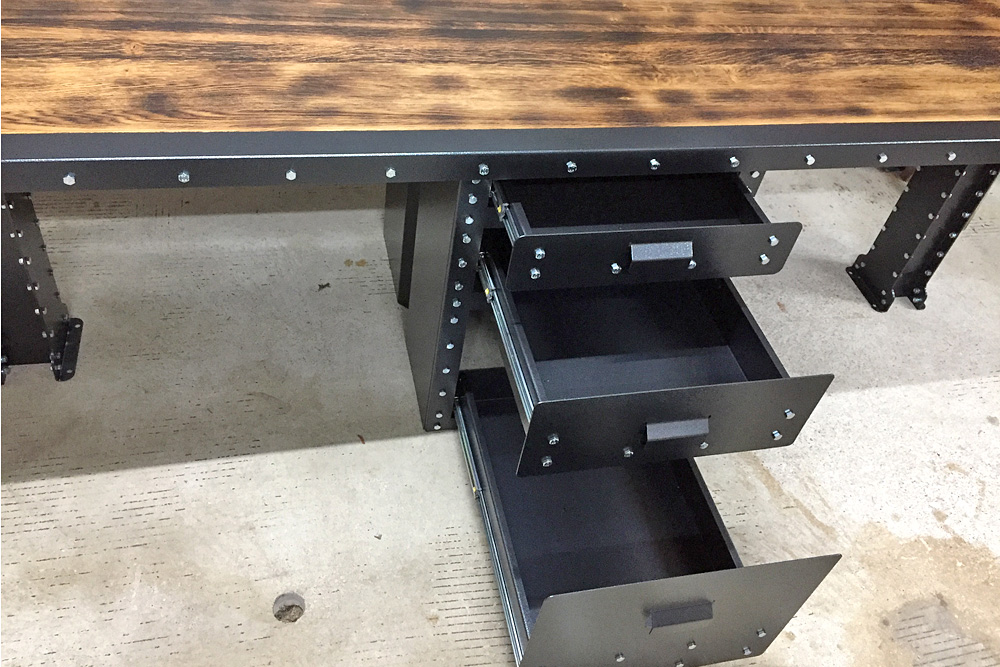 Doppel Schreibtisch Holz und Metall Detail Schubladenelement
