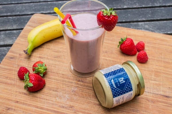 Smoothie aux fruits rouges et pâte de cashew