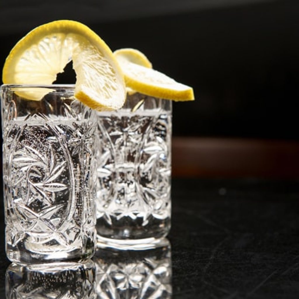 Of the basic spirits, gin is the most versatile Ingrediant. You will love the  Mile High 69 pure feeling.