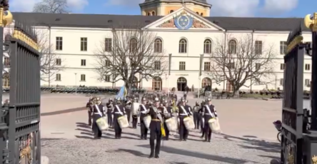 Amk Vid Utmarsch Från Armémuseum