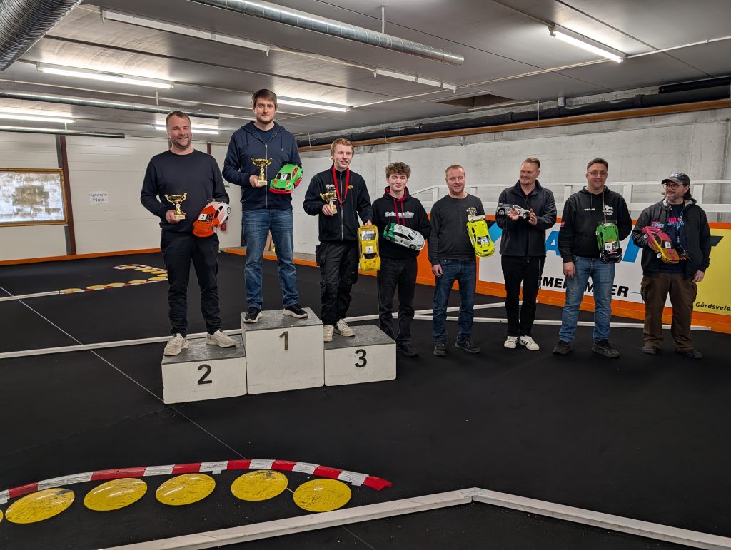 A-finale M-chassis
1. Jonas B. Ramsrud, Hønefoss RCK
2. Thomas Øksenberg, Grimstad MBK
3. Elias Braatehn, Moss RCBK