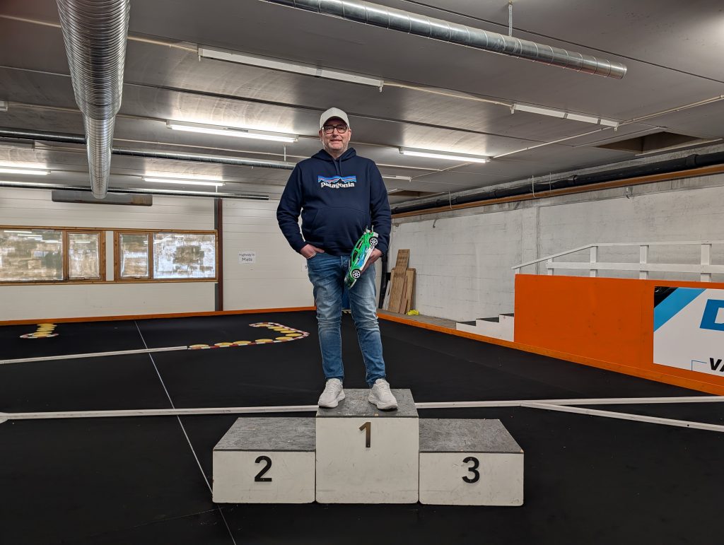 Vinner av B-finale M-chassis, Bjørn Andersen, Hønefoss RC-klubb