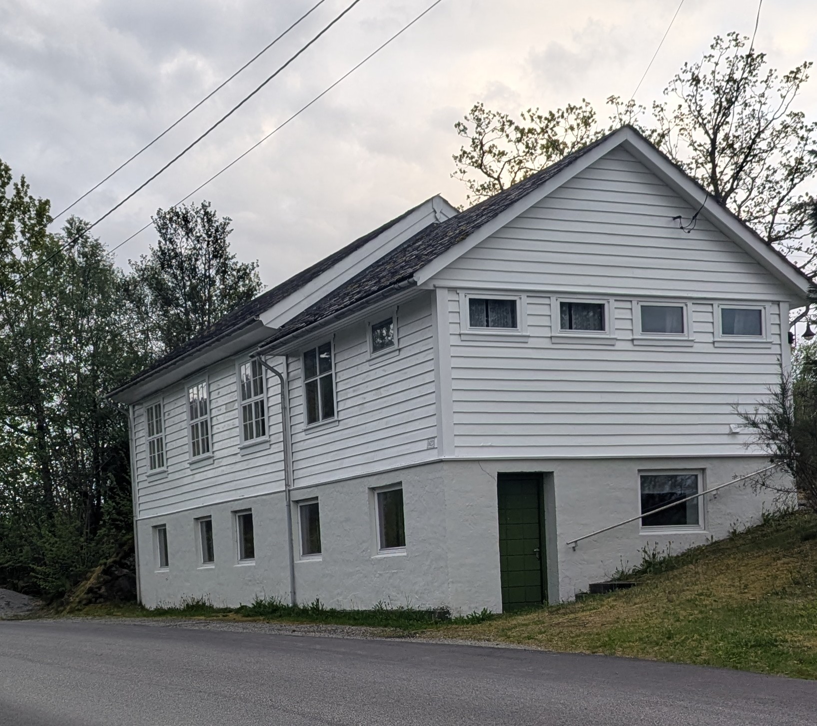 Fire nye bedehus – kom snart tilbake!