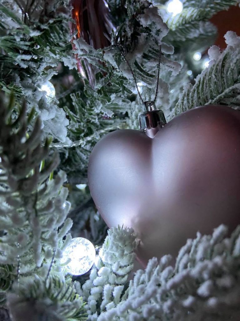 Christmas heart bauble