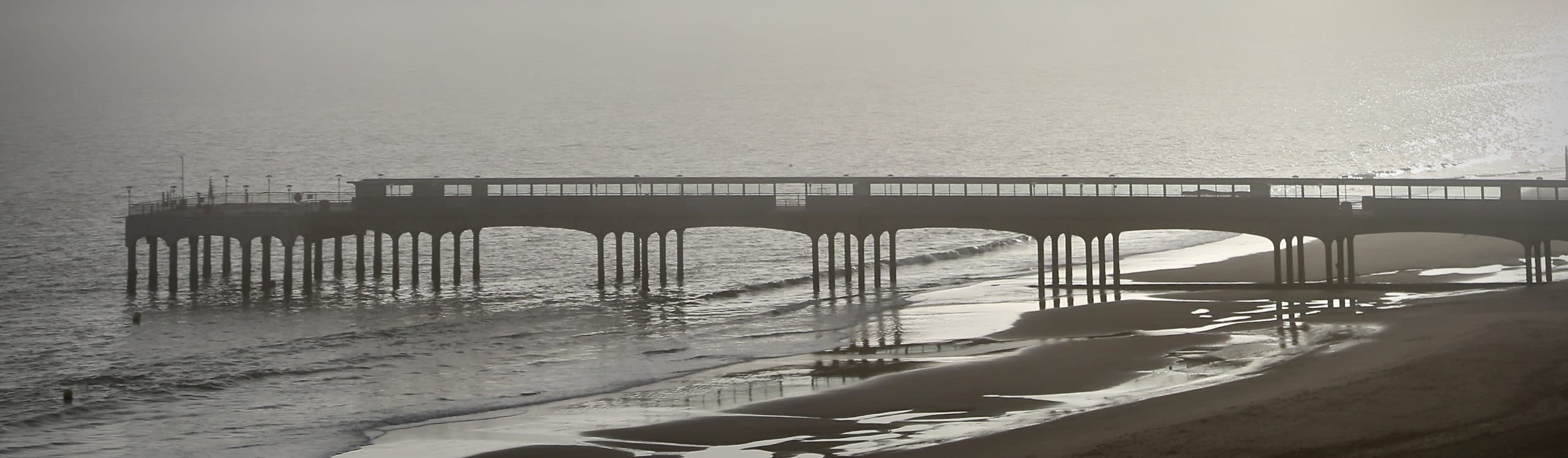 Boscombe Pier, Bournemouth, UK.
Falling in love with a psychopath