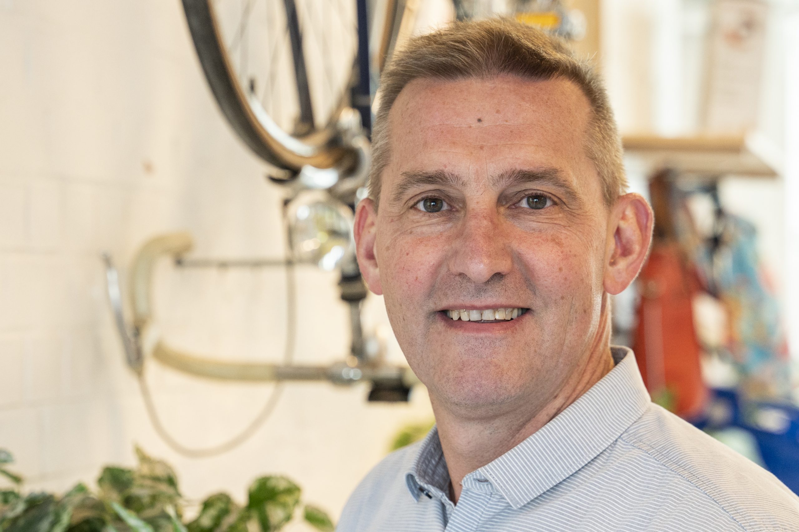 Bart Lemey, coördinator van Fietsencentrum Mobiel. Bart Lemey, coördinator van Fietsencentrum Mobiel.
