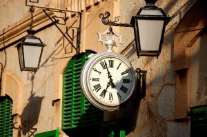 OLD WATCH IN A MALLORCAN TRAIN STATION