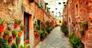 BEAUTIFUL STREET IN VALLDEMOSSA