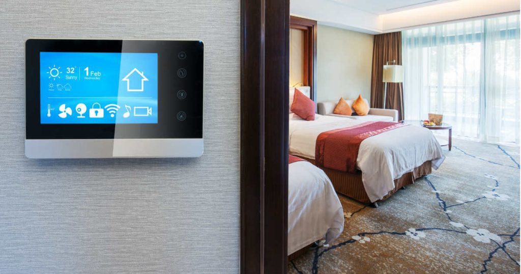 AI REVOLUTION IN SPAIN'S HOTEL INDUSTRY HTTPS://LELUXURE.EU