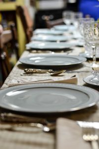 Deck the Halls (and the Kitchen)! A Real-Life Mallorcan Holiday Tale 19 family dinner, thanksgiving, meal