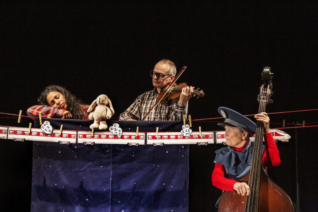 Rejsen til mormor - Teatergruppen Batida