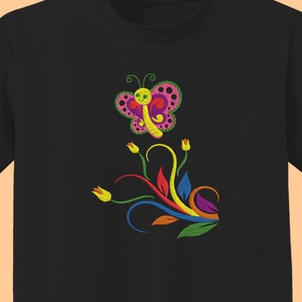 papillon et fleurs multicolores motif de broderie machine