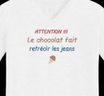 le chocolat. Motif de broderie machine humoristique avec un message très drôle concernant le chocolat que nous aimons tant. cadre 18 x 13 /20 x 20 /30 x 20. Formats des fichiers PES,CSD,EXP,HUS,SHV,VIP,XXX,DST,PCS,JEF,VP3,EMB… Téléchargement immédiat après votre paiement.