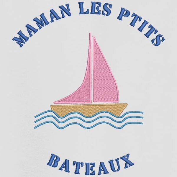 maman les ptits bateaux. Motif de broderie machine maman les ptits bateaux qui représente un petit voilier qui vogue paisiblement sur les flots. Motif dans la collection spéciale tee shirt pour l’été. cadre 10 x 10 / 20 x 20 /20 x 30. Formats des fichiers PES,CSD,EXP,HUS,SHV,VIP,XXX,DST,PCS,JEF,VP3,EMB… Téléchargement immédiat après votre paiement.