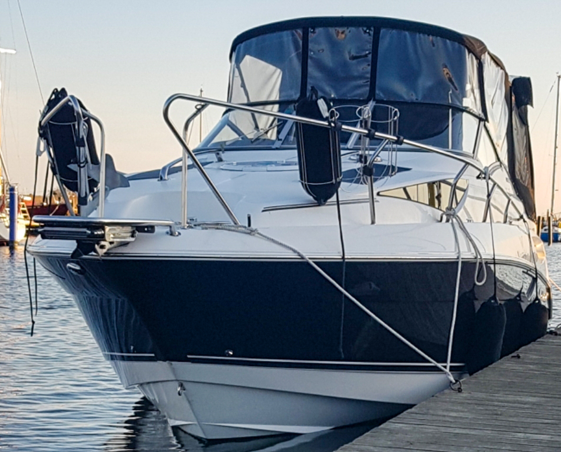 Larson Cabrio Volvo Penta D4 2013