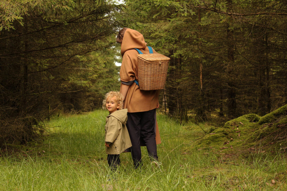 toddler outdoor activity