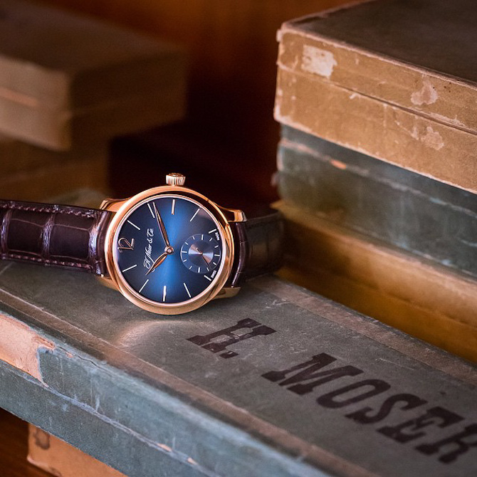 En flot H. Moser & Cie.