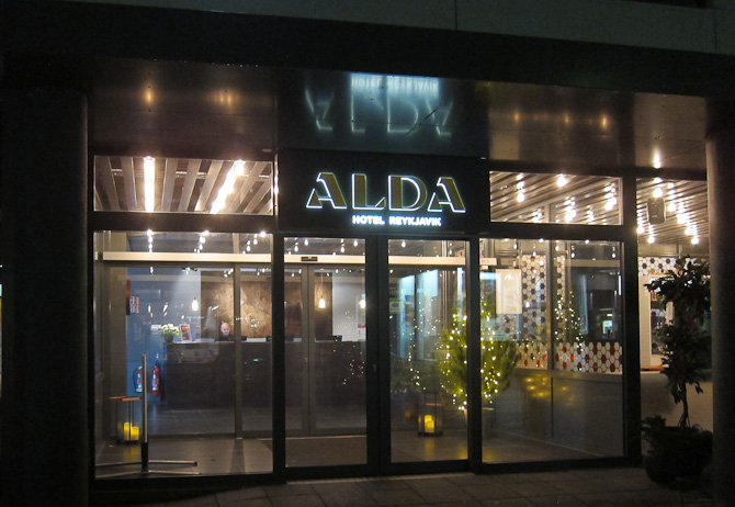 Velkommen til hovedstaden. Og Alda Hotel.