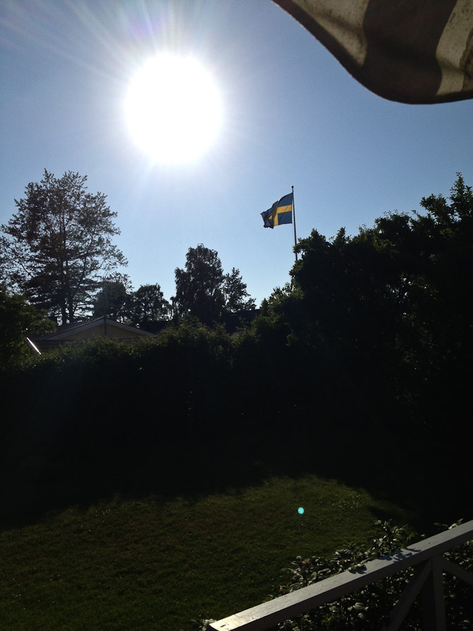 Flag og solskin - endnu en svensk hilsen