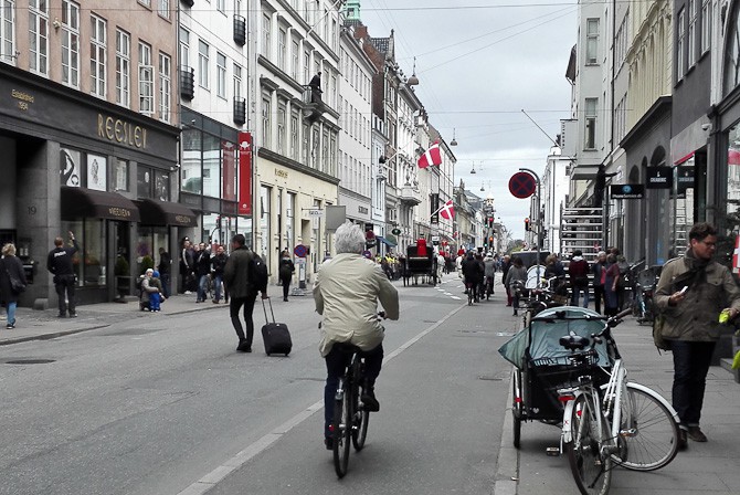 Vognen var på vej efter vores Dronning. 