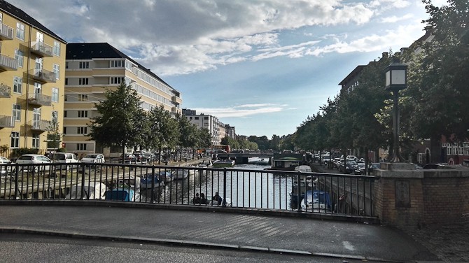 Solen tittede frem over Christianshavn 