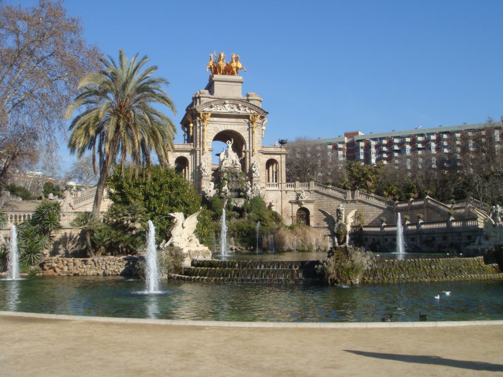 Monumental waterfall