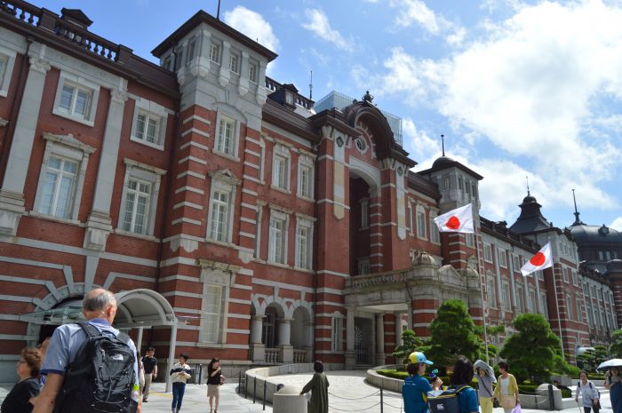 Tokyo station