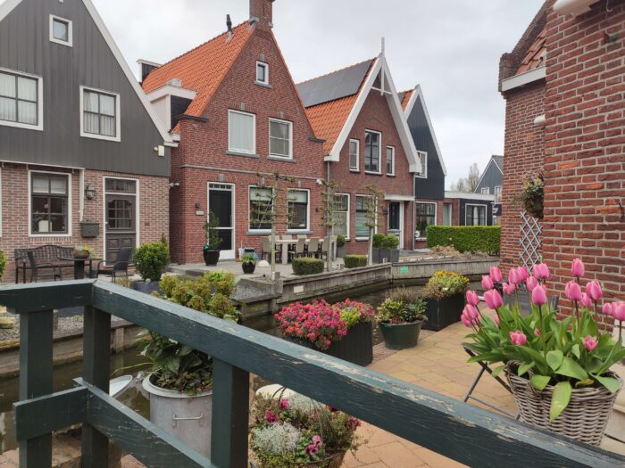 Volendam and Marken: discover Netherlands - My traveling cam