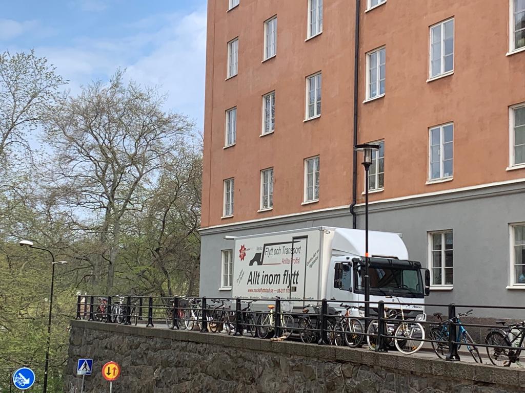 Flytt av fastighetsbolag och mäklarkontor med Nacka Flytt