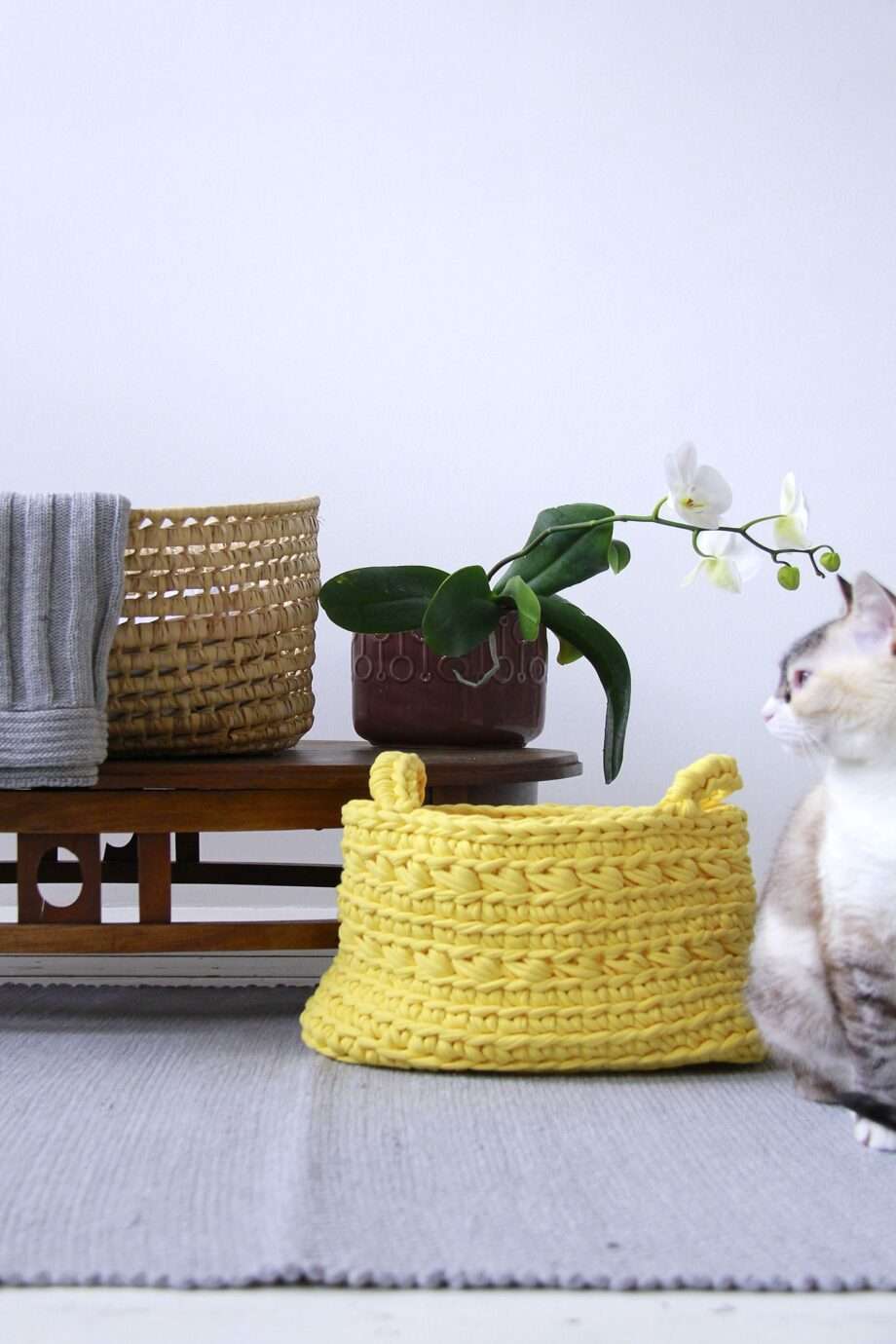 styling basic basket yellow & poes