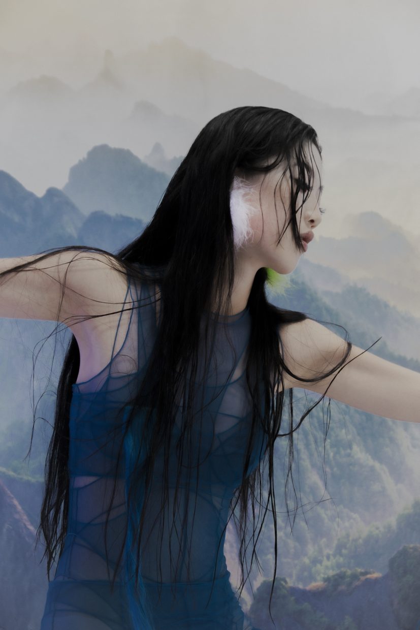 Model Loo Loo shot by Olga Urbanek on a mountainous background